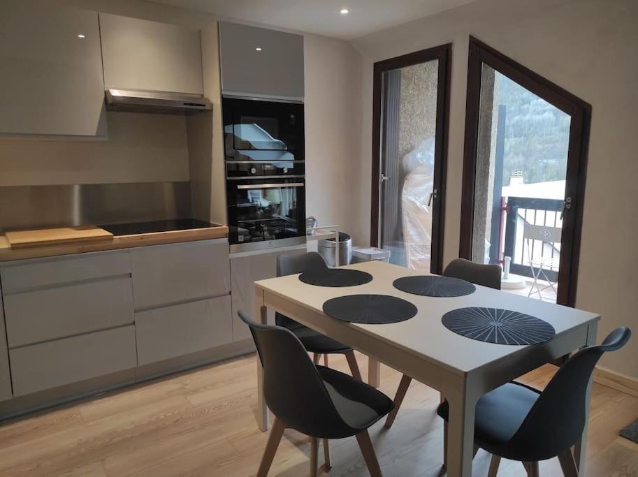 Appartement Vue Montagne, Cosy Et Chaleureux Μπριανσόν Εξωτερικό φωτογραφία